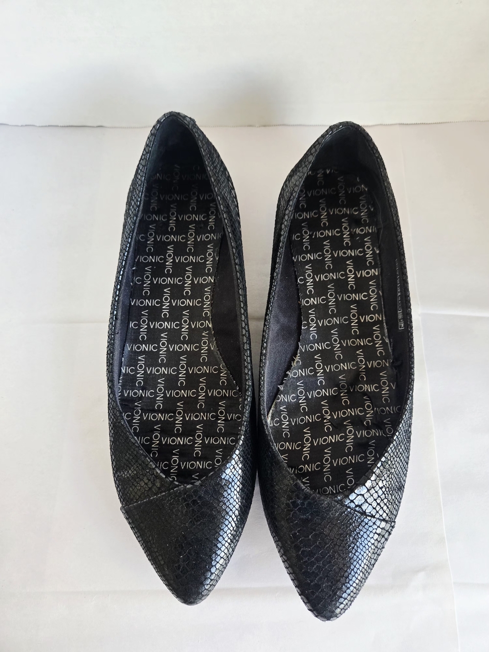 Vionic Caballo Black Snakeskin Embossed Leather Pointed Toe Ballet Flats Size 7